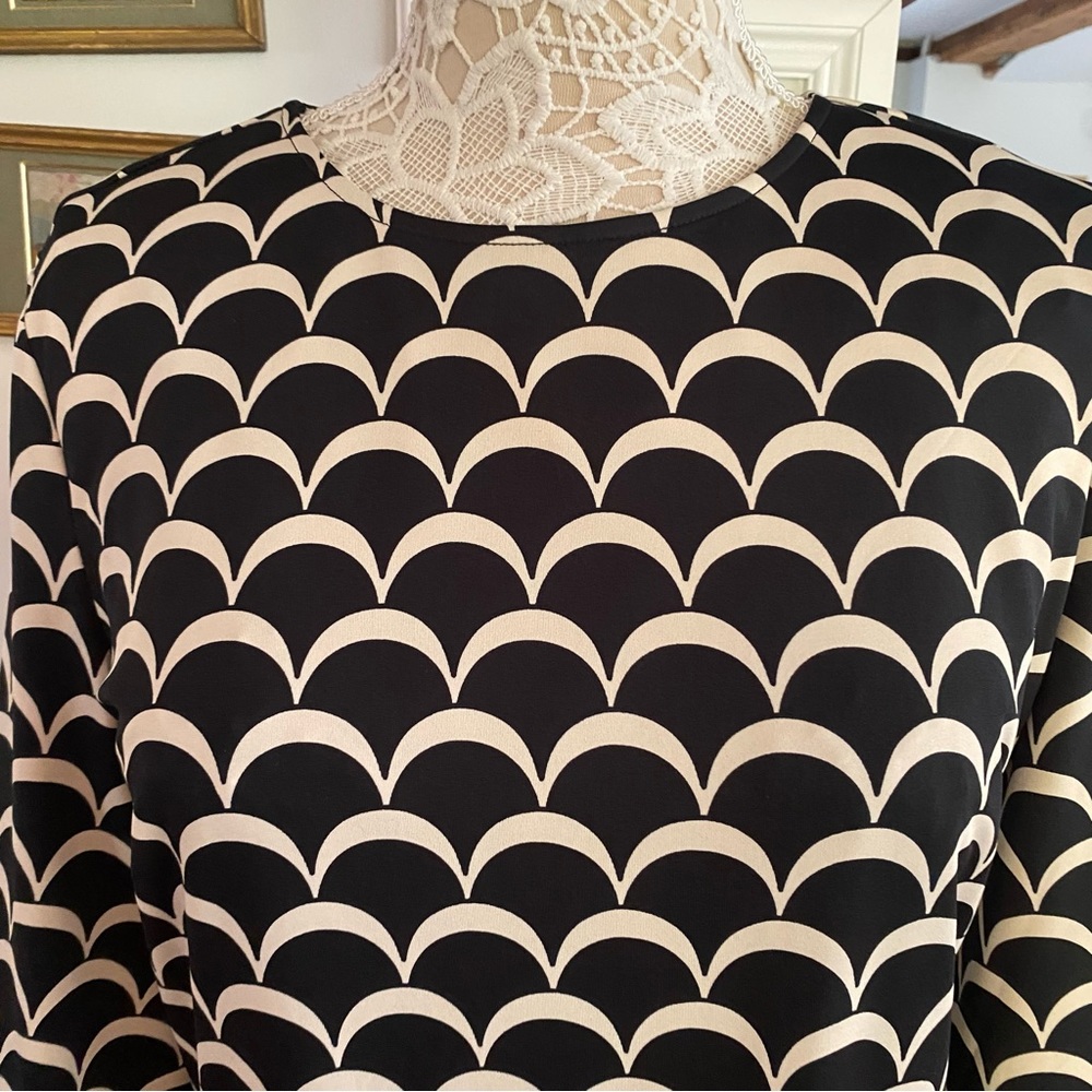 JB JULIE BROWN Black & White Scallop Pattern Dress XL NWT - Picture 2 of 7